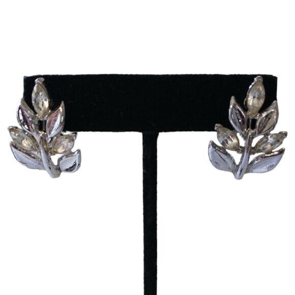 Crown Trifari Earrings Vintage Rhinestones Leaf Floral Silver Tone Clip On MCM. - Picture 10 of 16